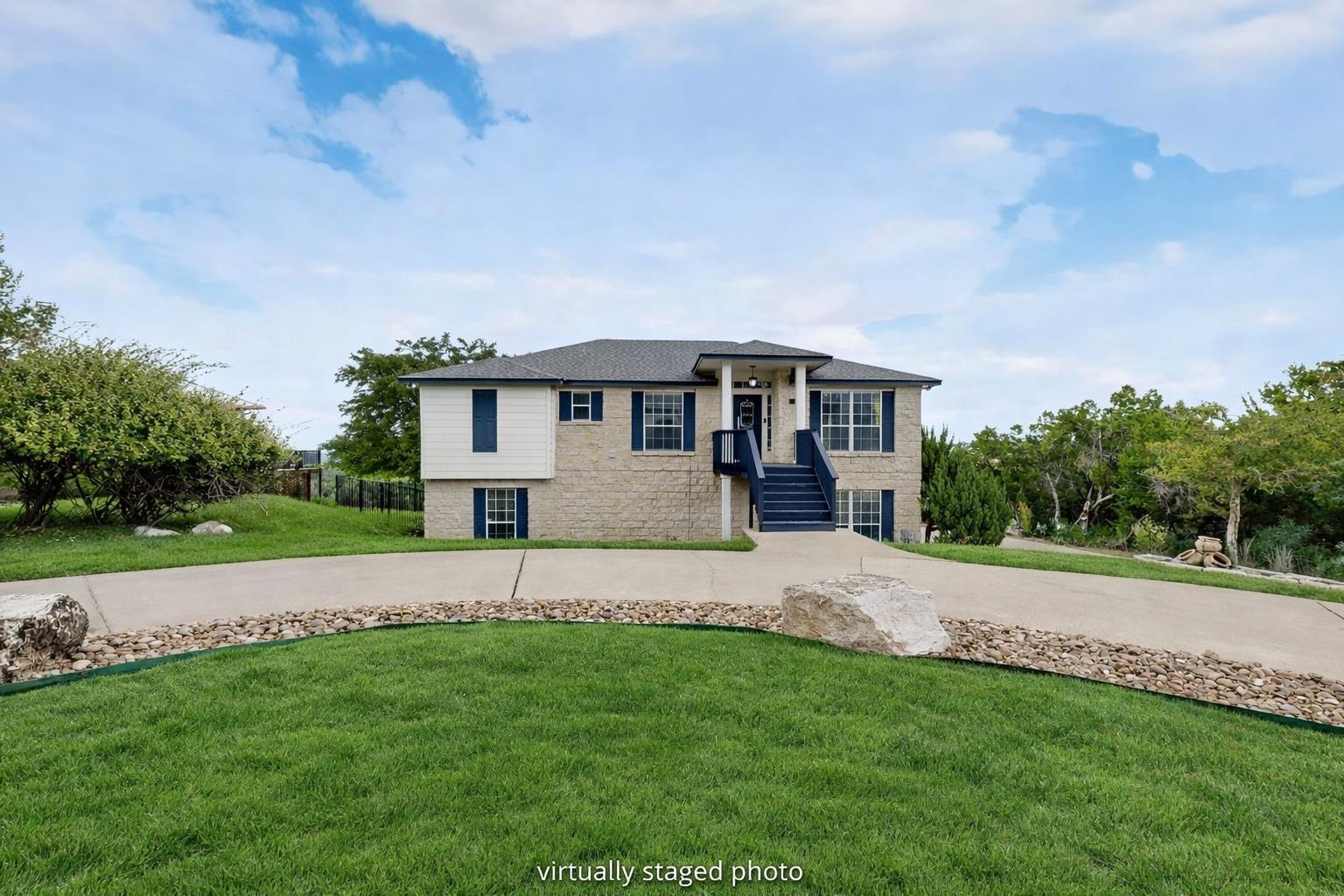 21200 High Dr, Lago Vista, TX 78645