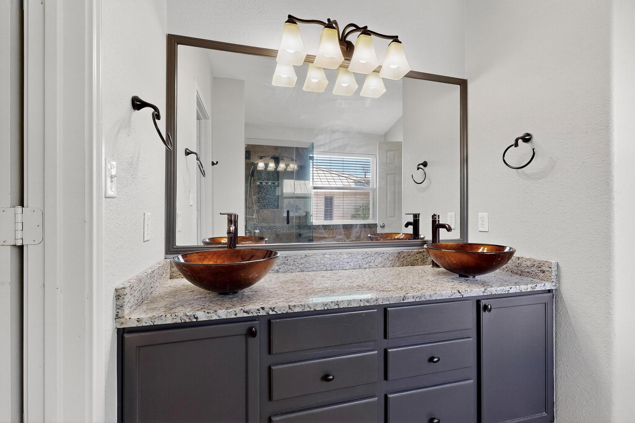 21200 High Dr, Lago Vista, TX 78645