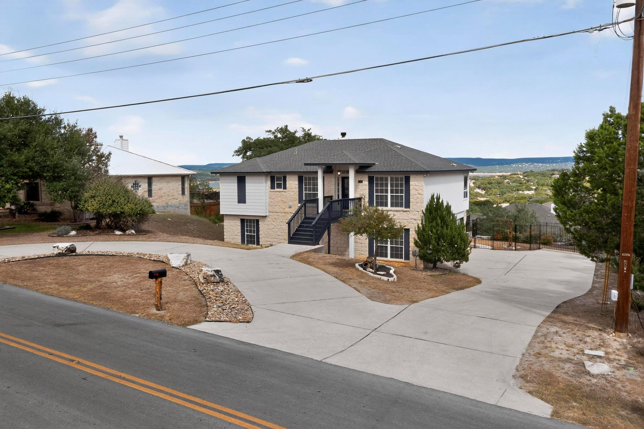 21200 High Dr, Lago Vista, TX 78645