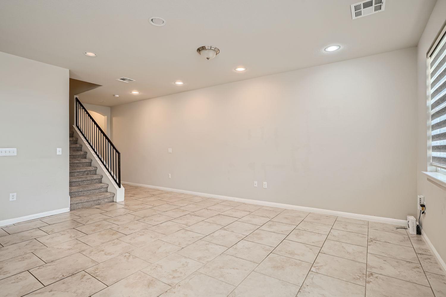 403 Epiphany Ln, Pflugerville, TX 78660