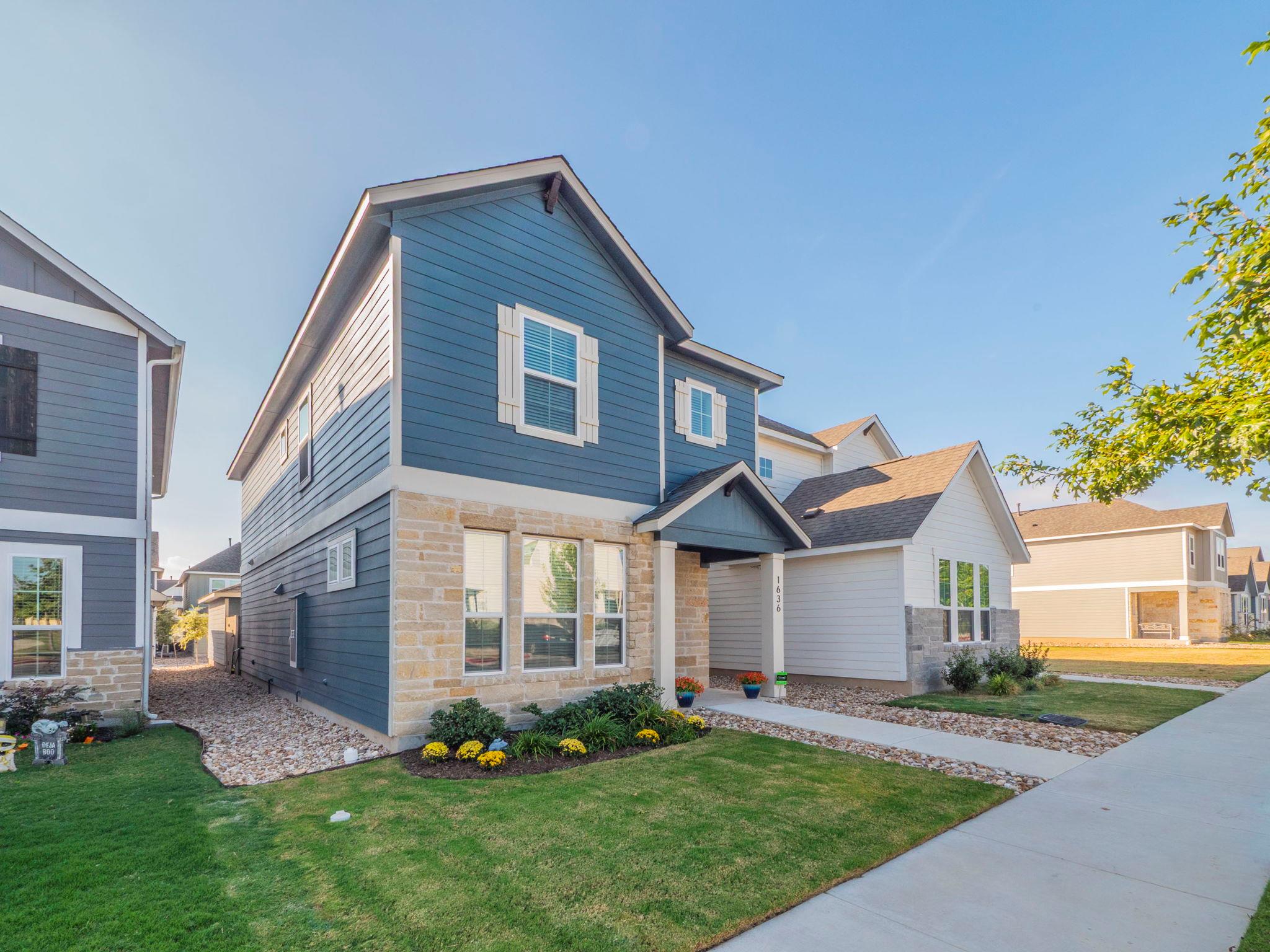 1636 Bella Dr, Leander, TX 78641