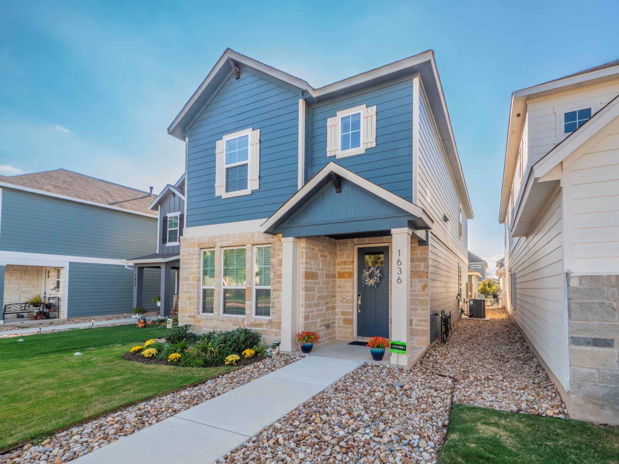 1636 Bella Dr, Leander, TX 78641