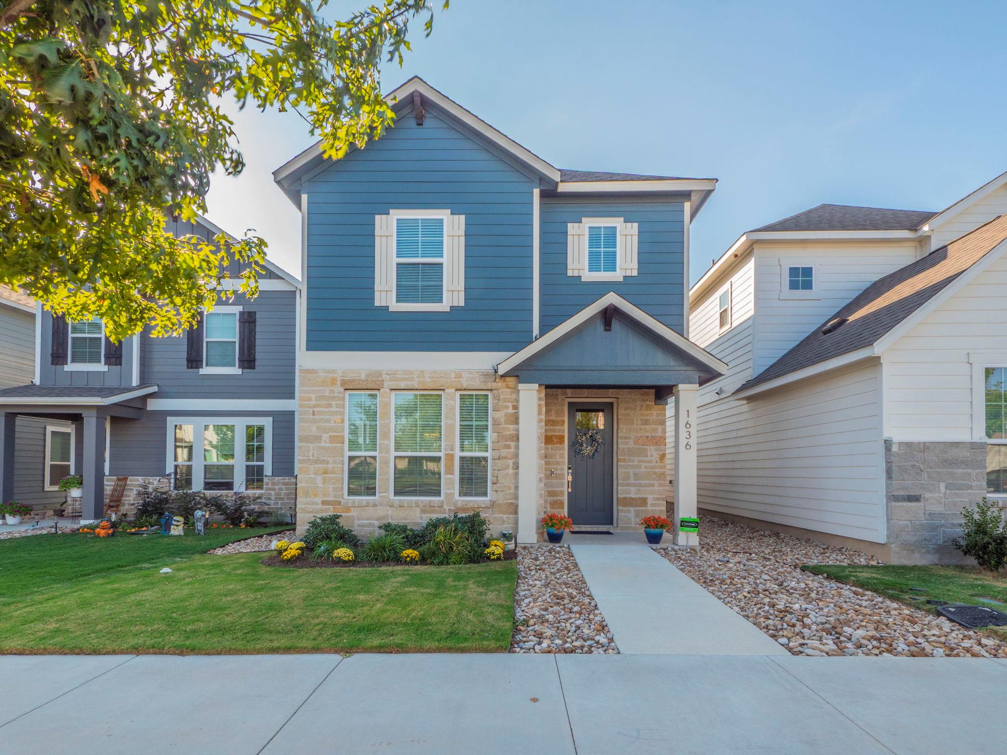 1636 Bella Dr, Leander, TX 78641