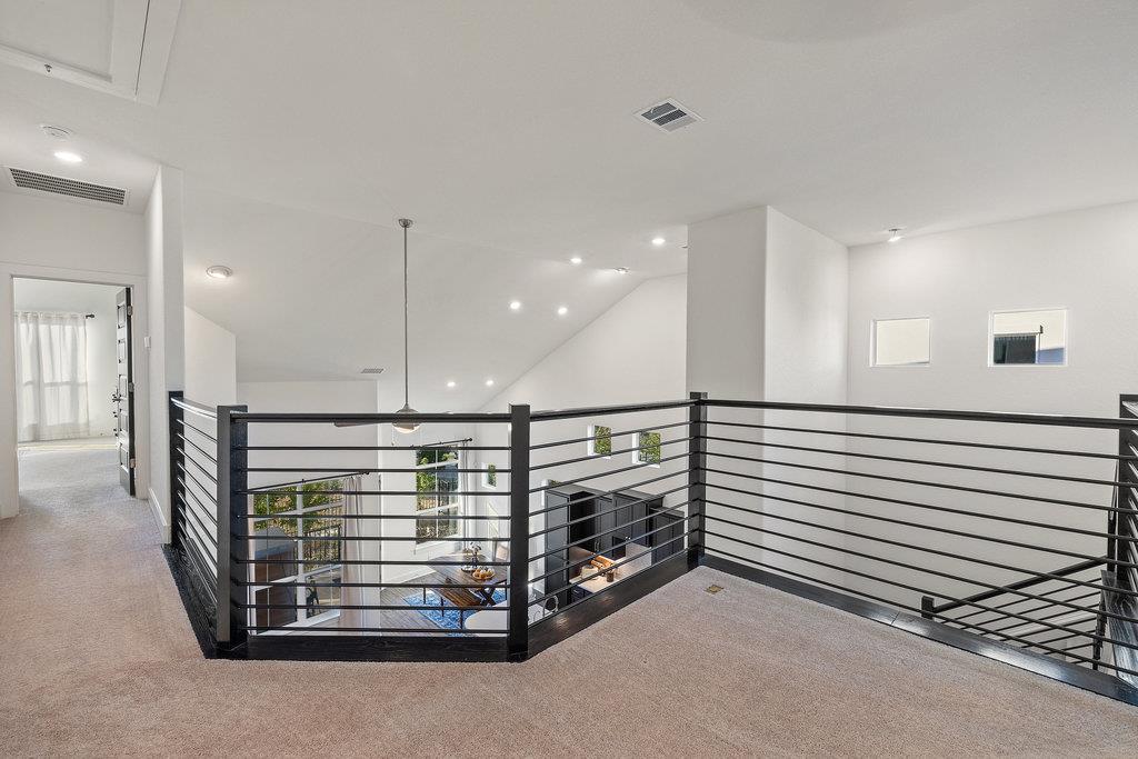 427 Cartwheel Bnd # 92, Austin, TX 78738