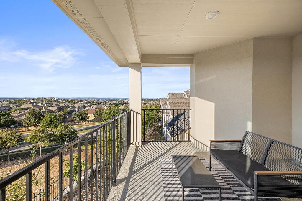 427 Cartwheel Bnd # 92, Austin, TX 78738