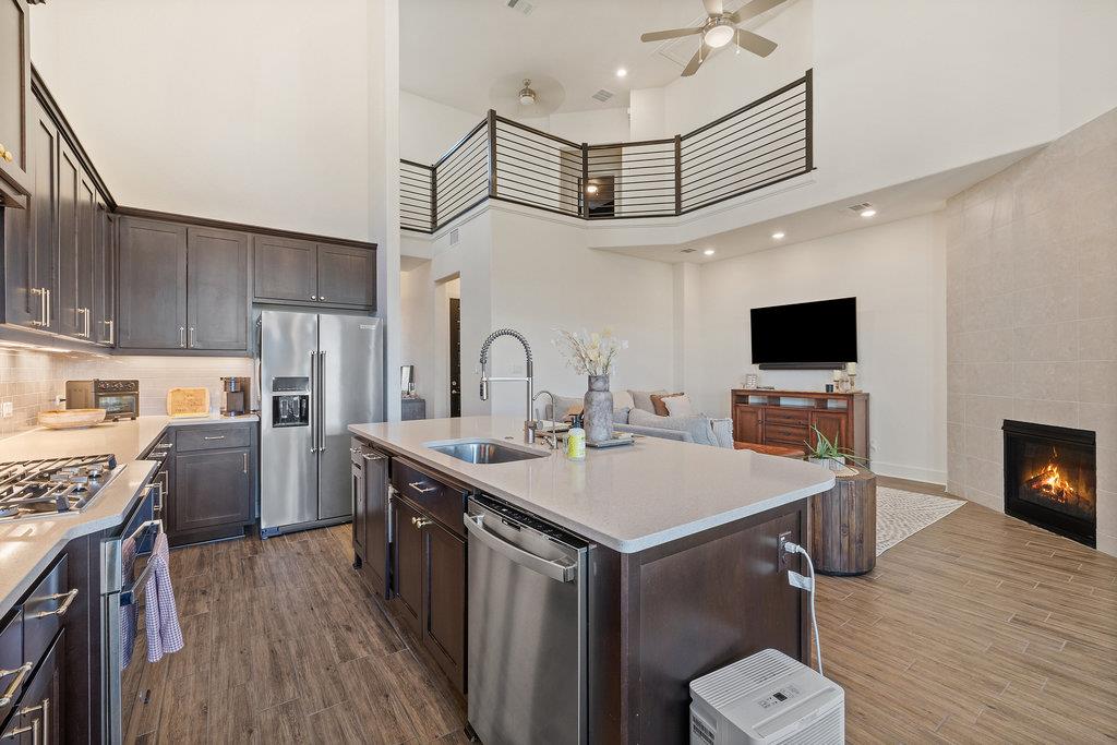 427 Cartwheel Bnd # 92, Austin, TX 78738