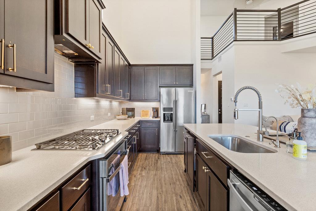 427 Cartwheel Bnd # 92, Austin, TX 78738