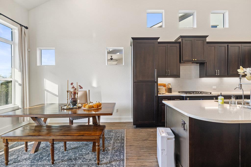 427 Cartwheel Bnd # 92, Austin, TX 78738