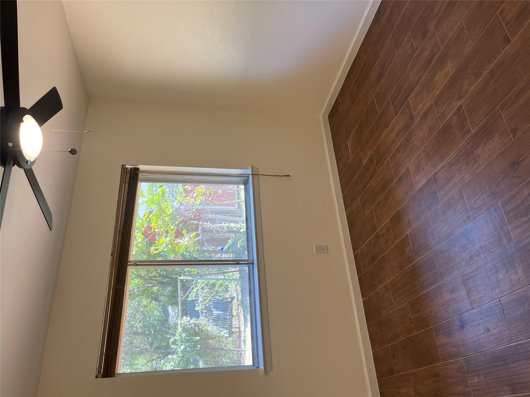 12119 Robin Ridge Ln, Austin, TX 78750