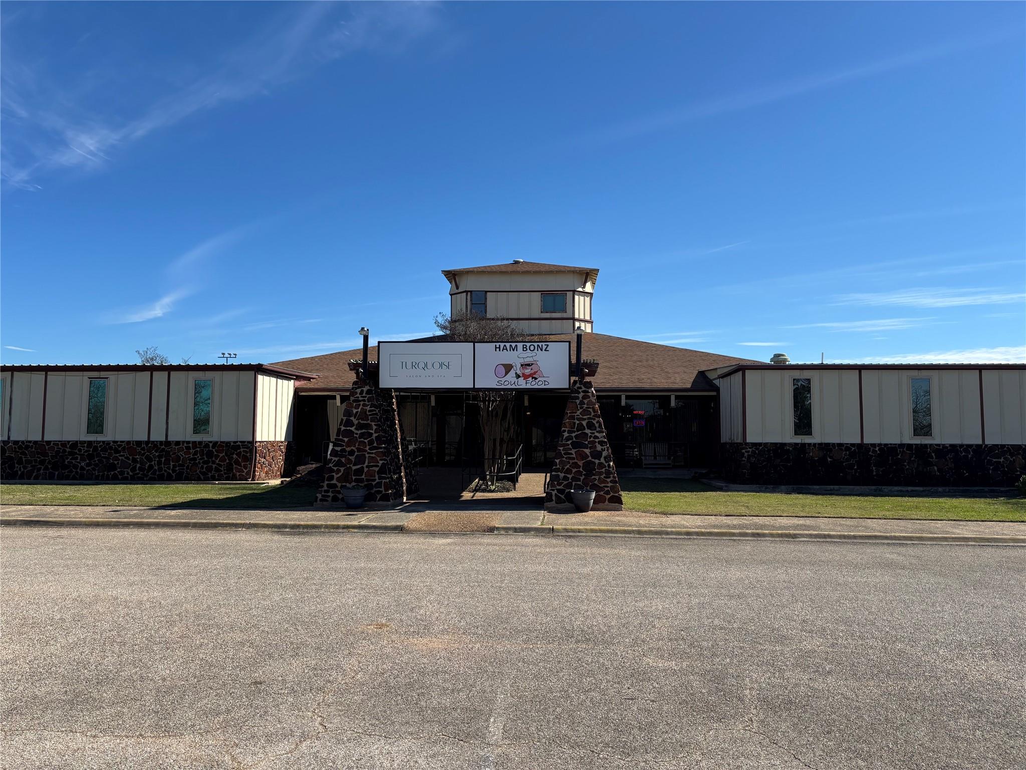 141 Tahitian Dr # G, Bastrop, TX 78602