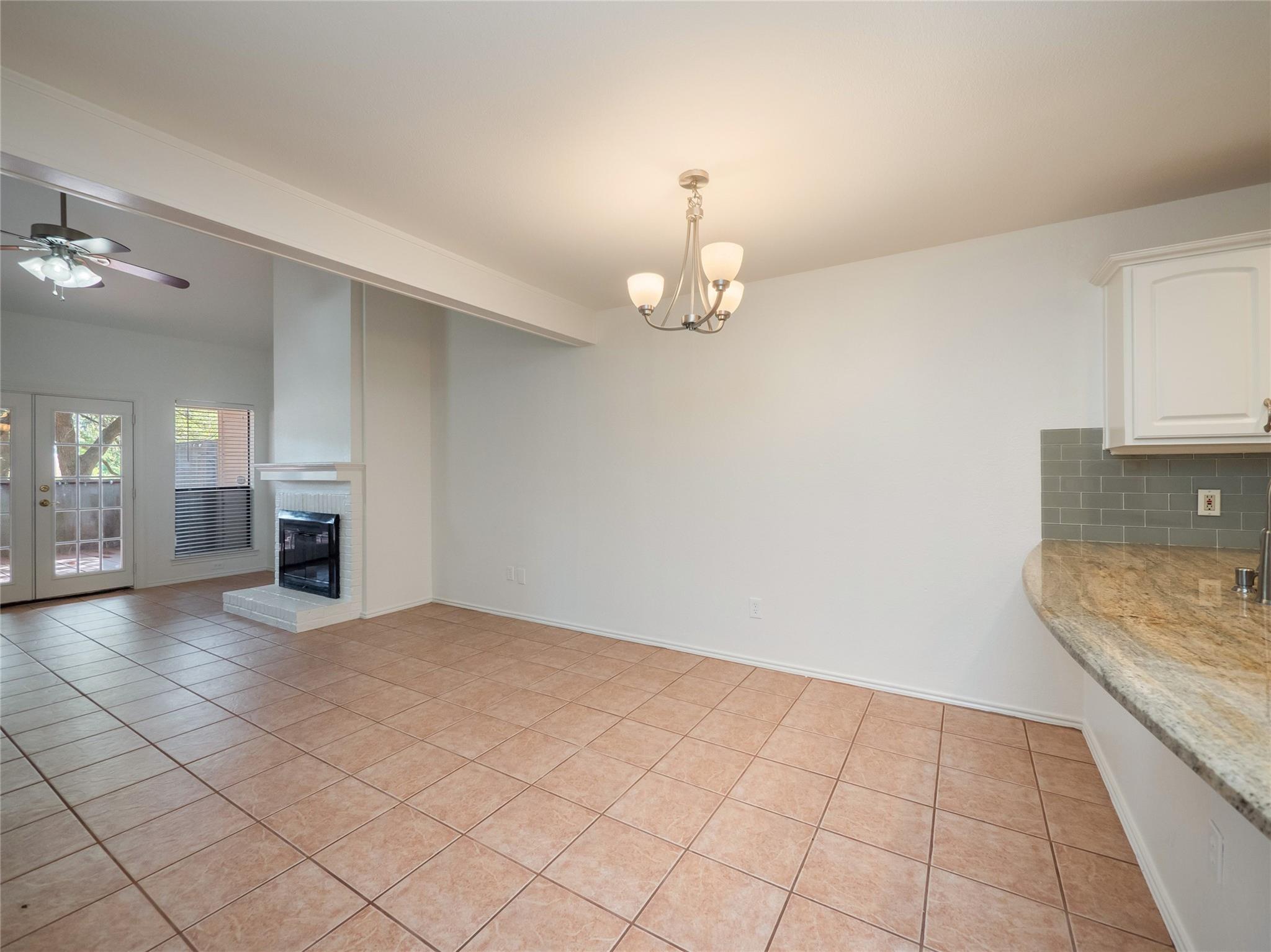 7211 Lakewood Dr # E118, Austin, TX 78750