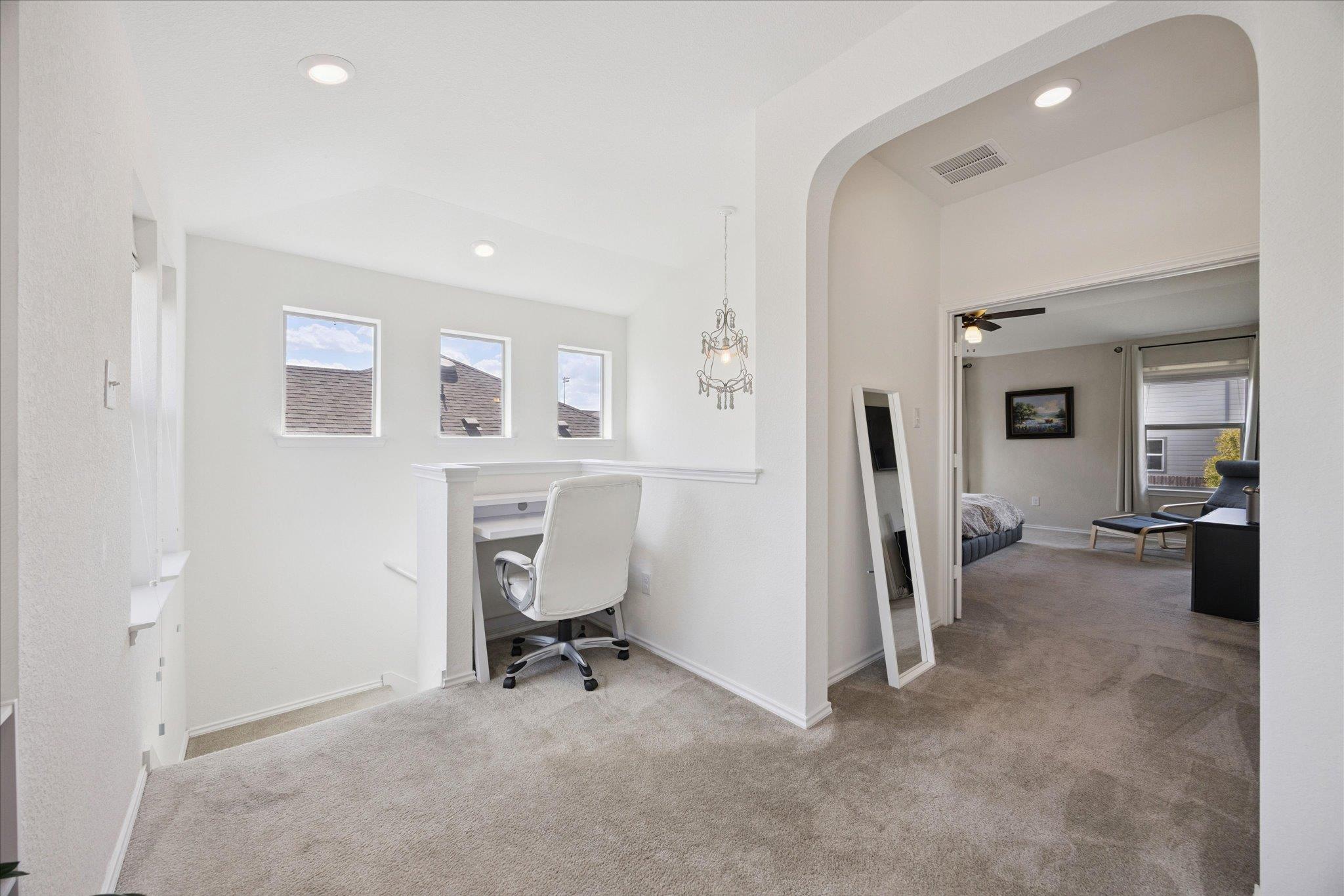 7916 Crystalbrook W, Austin, TX 78724