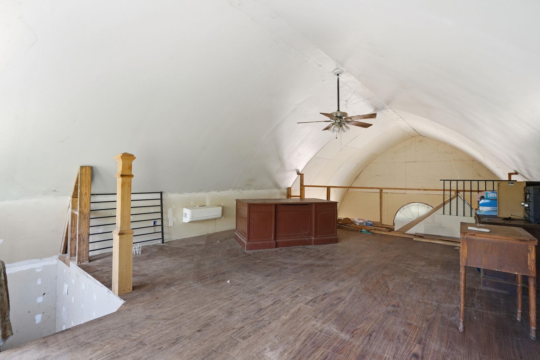 201 Deer Springs Loop, Burnet, TX 78611