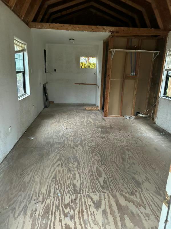 201 Deer Springs Loop, Burnet, TX 78611