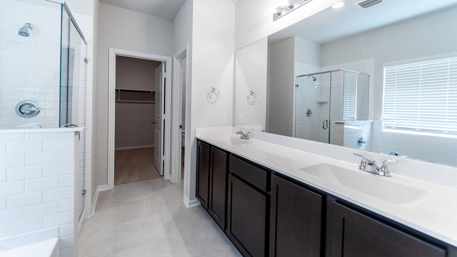 303 Ravens Crest Dr, Hutto, TX 78634