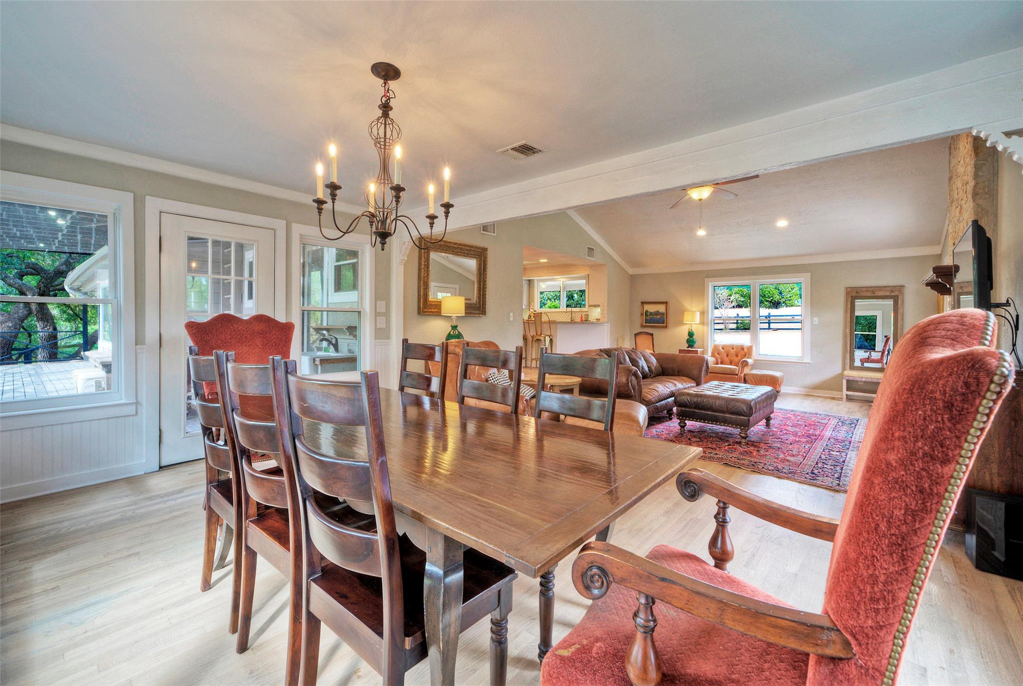 101 Arrowlake Rd, Wimberley, TX 78676