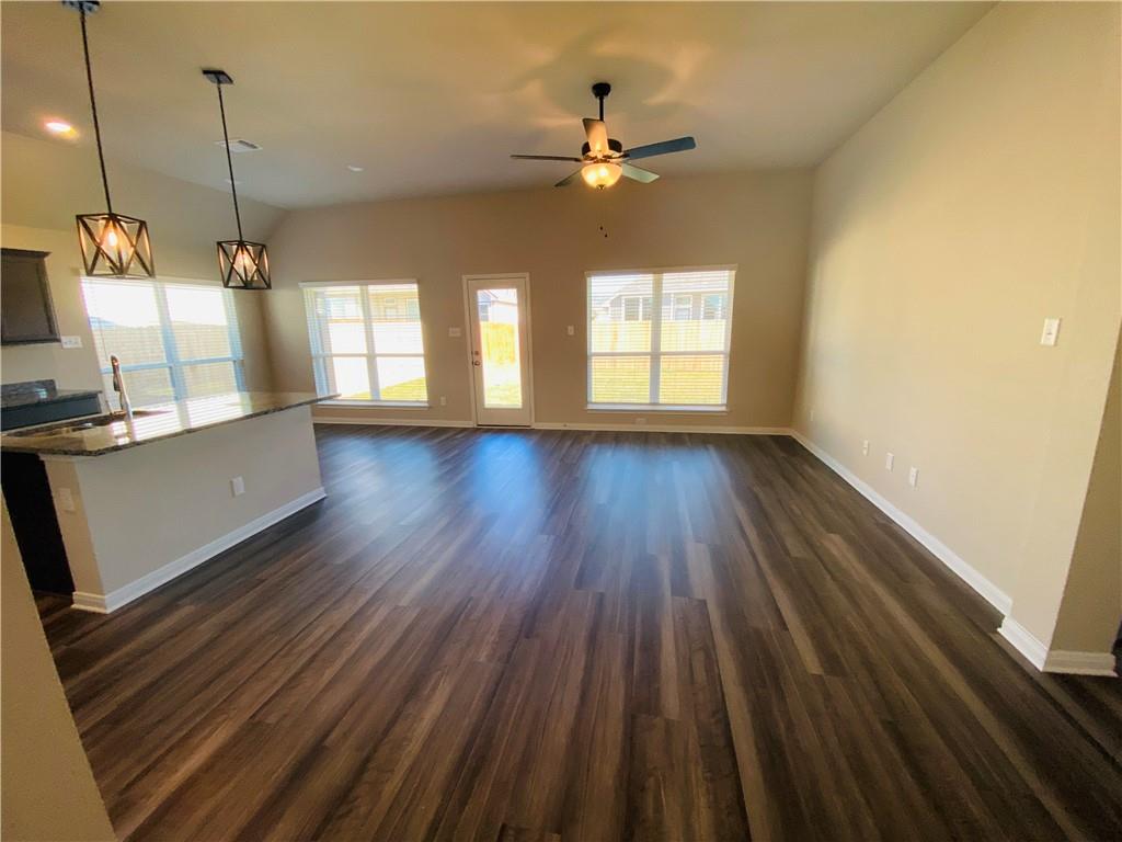 721 Hollyhock Dr, Temple, TX 76502