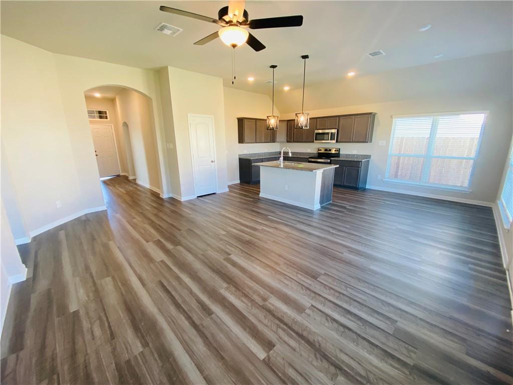 721 Hollyhock Dr, Temple, TX 76502