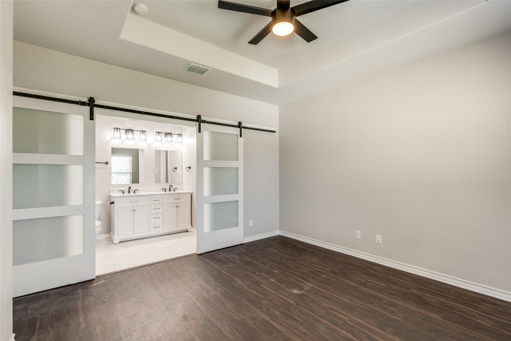 301 Navarro Way # 29B, Seguin, TX 78155