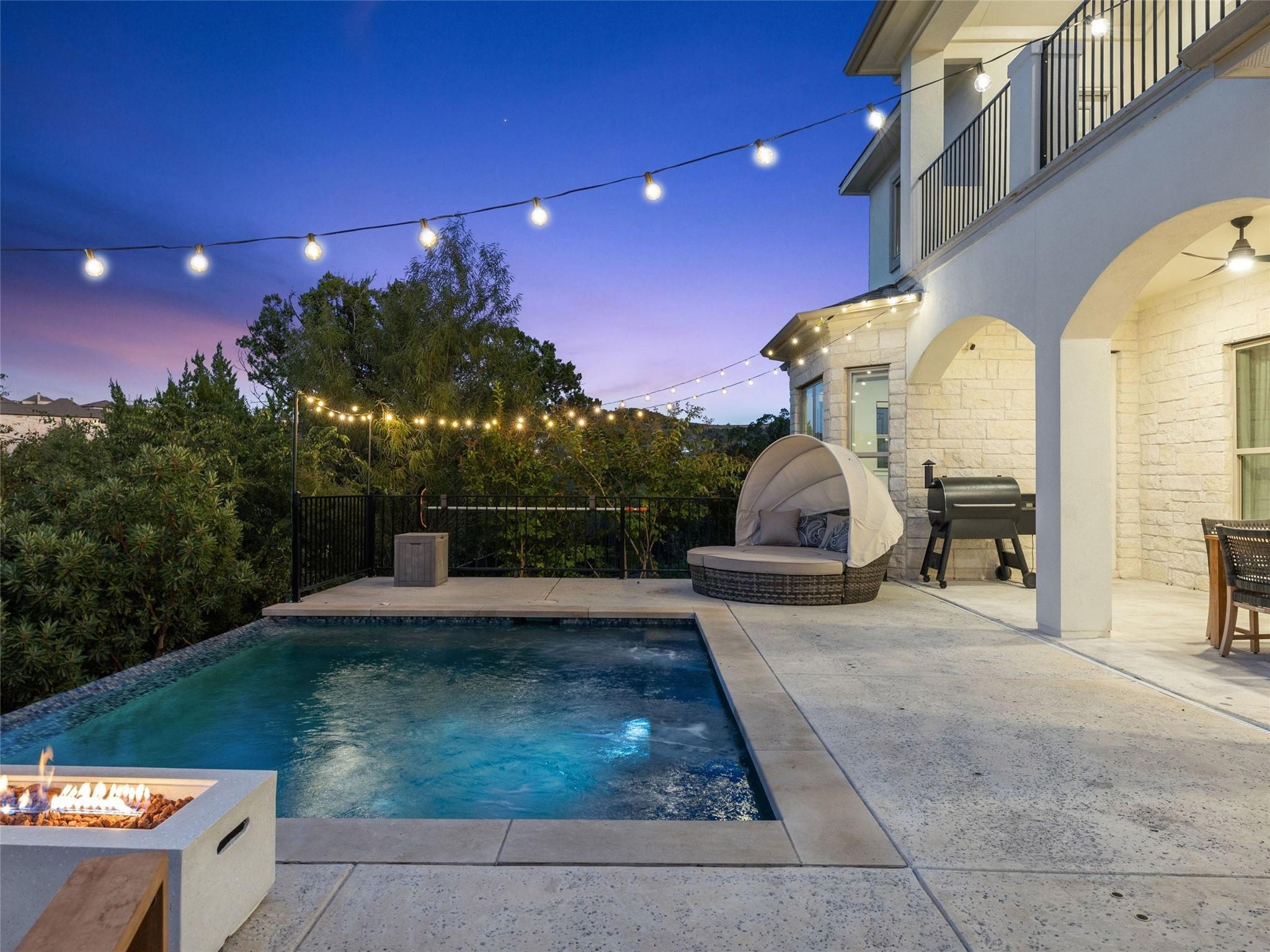 413 Mercer Falls Rd, Lakeway, TX 78738