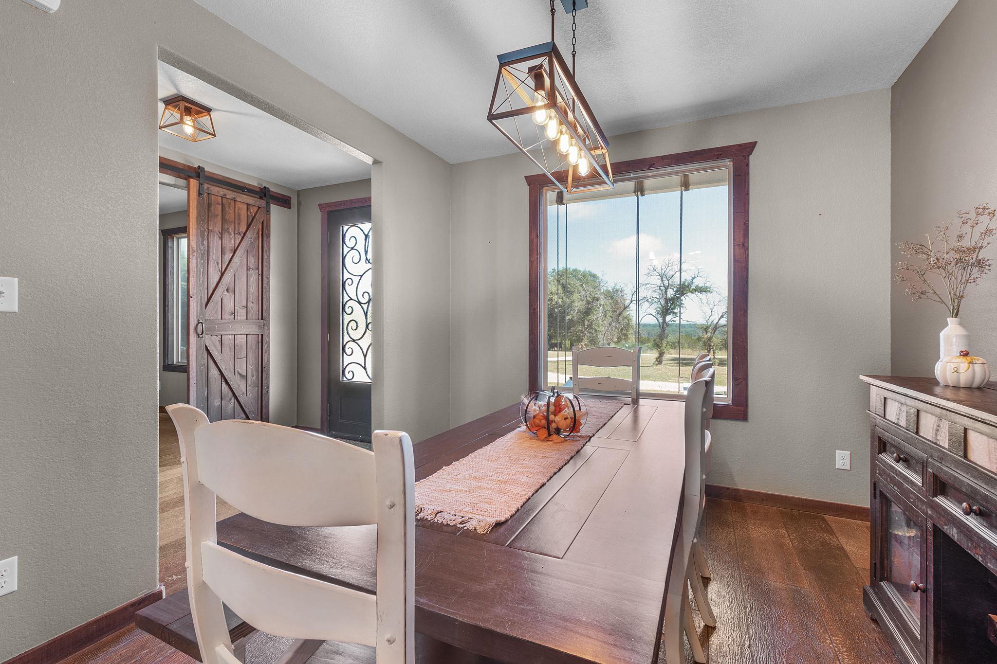 6757 County Road 3010, Lampasas, TX 76550