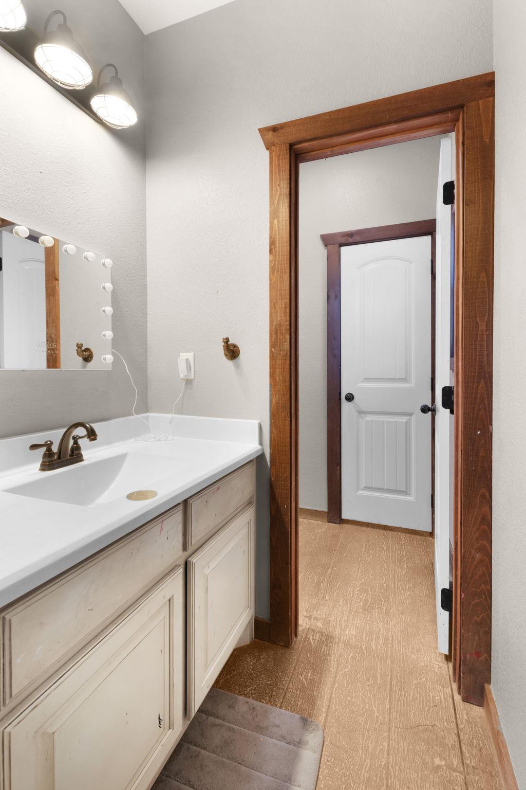 6757 County Road 3010, Lampasas, TX 76550