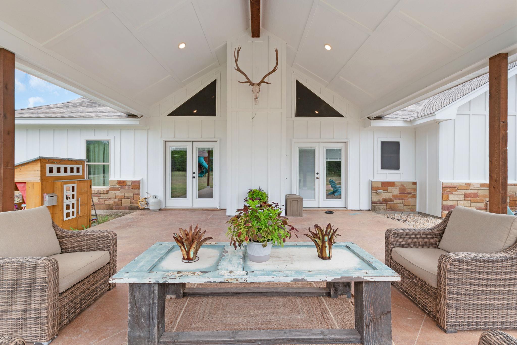 6757 County Road 3010, Lampasas, TX 76550