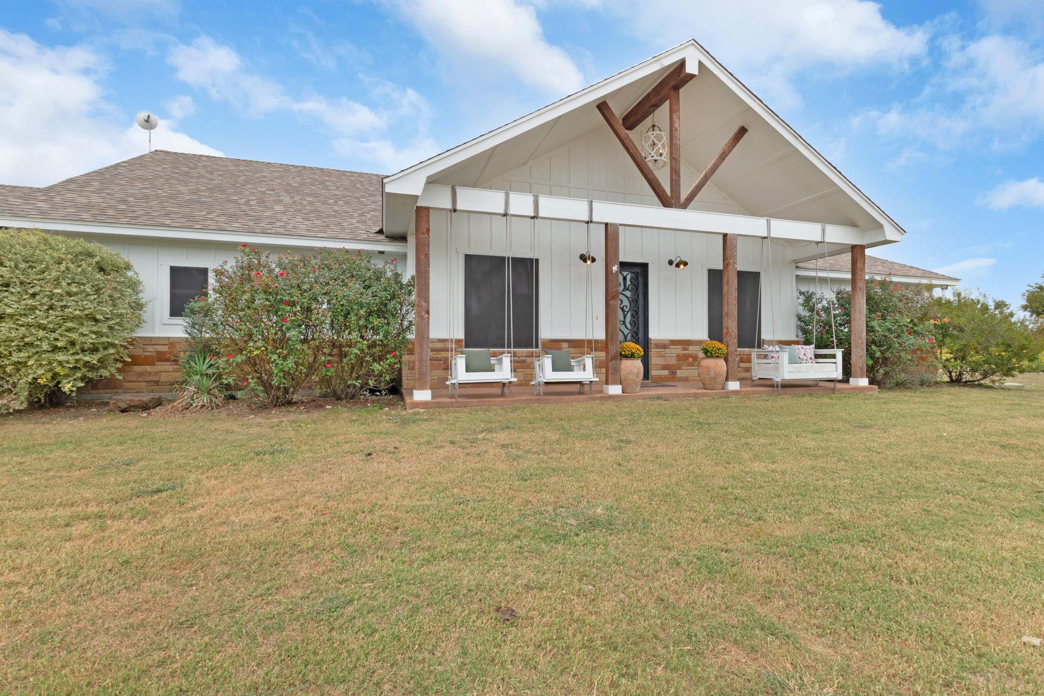 6757 County Road 3010, Lampasas, TX 76550