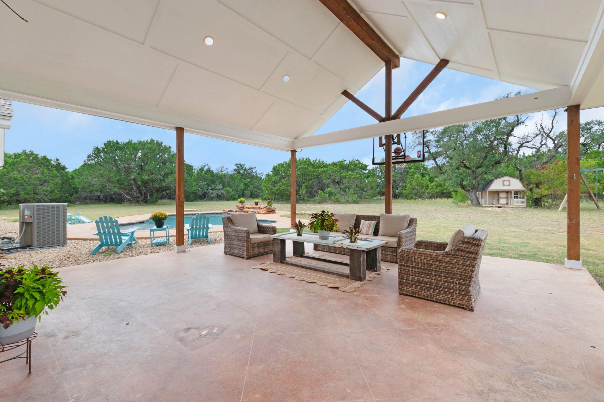 6757 County Road 3010, Lampasas, TX 76550