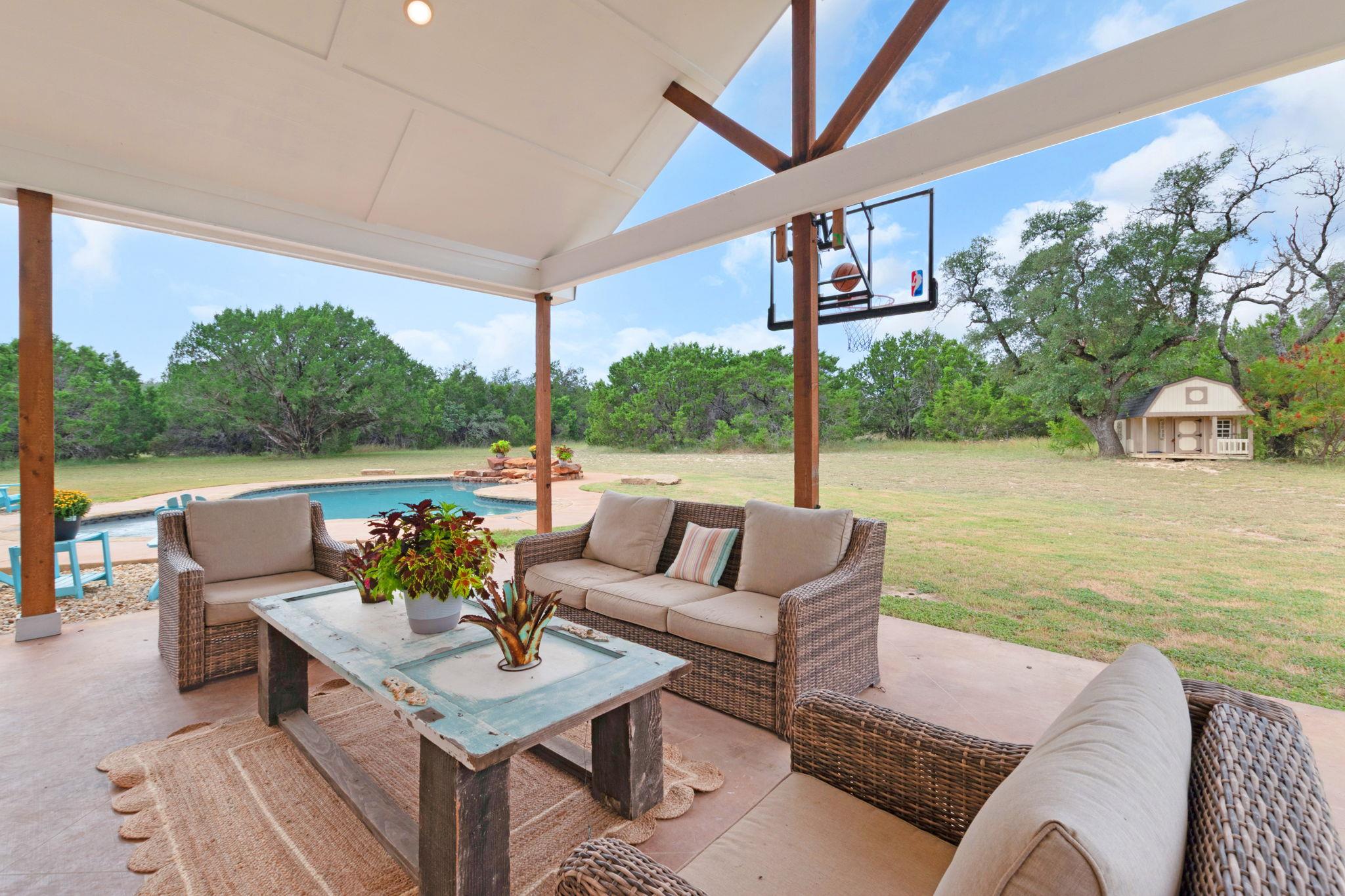 6757 County Road 3010, Lampasas, TX 76550