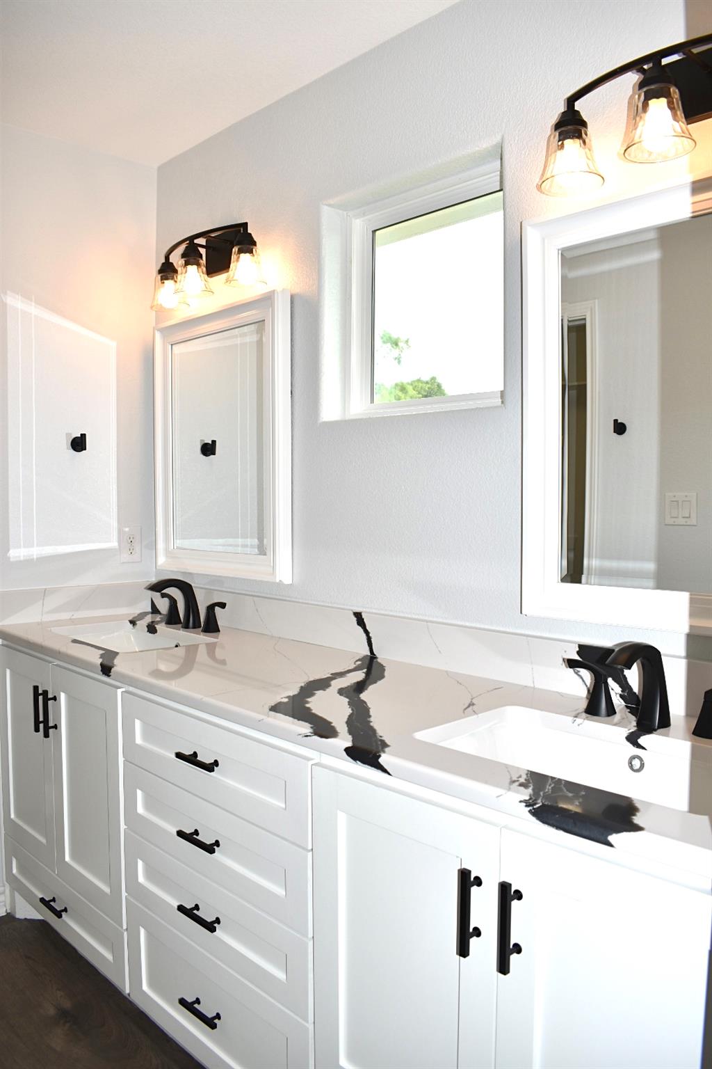 1557 County Road 119, Burnet, TX 78611