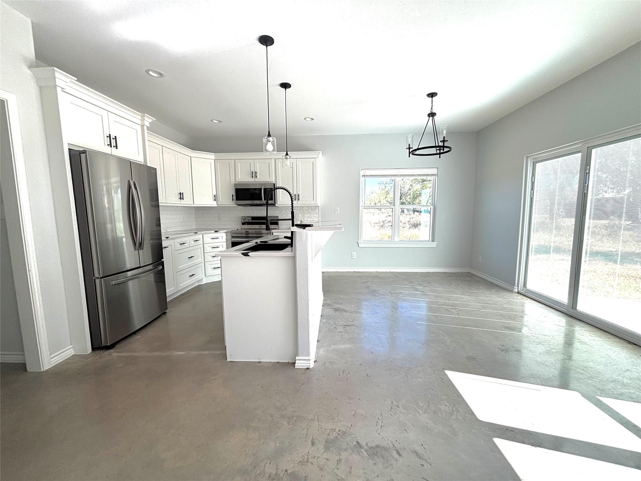 1557 County Road 119, Burnet, TX 78611