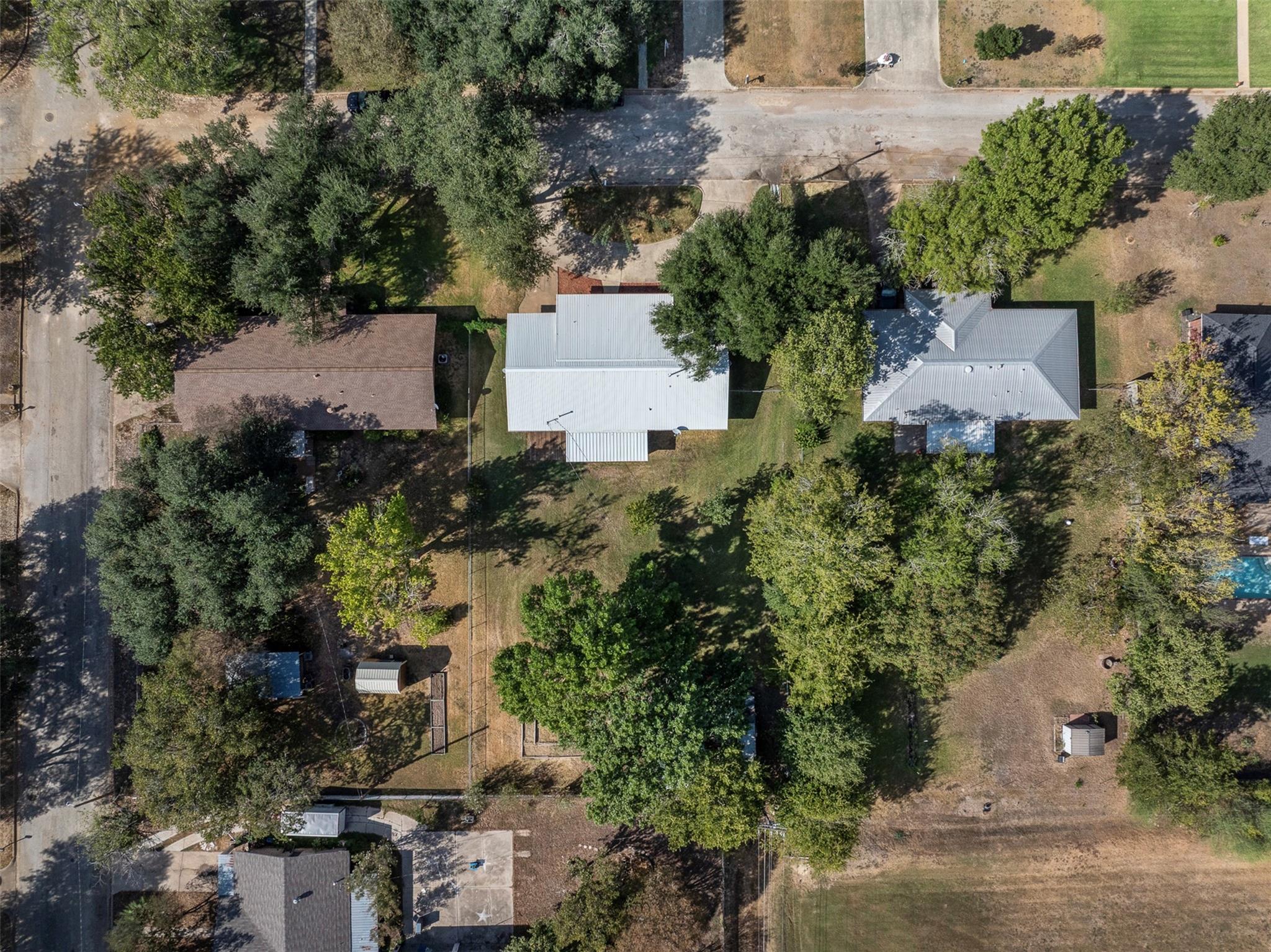 113 North Ave, Lexington, TX 78947