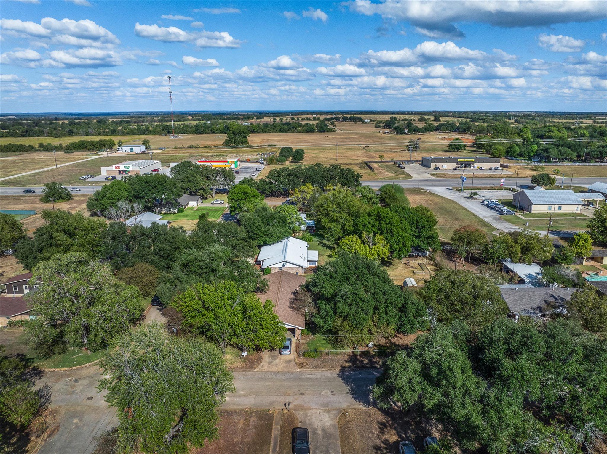 113 North Ave, Lexington, TX 78947