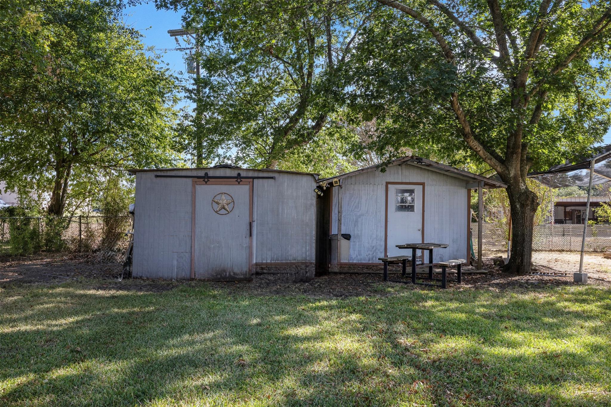 113 North Ave, Lexington, TX 78947