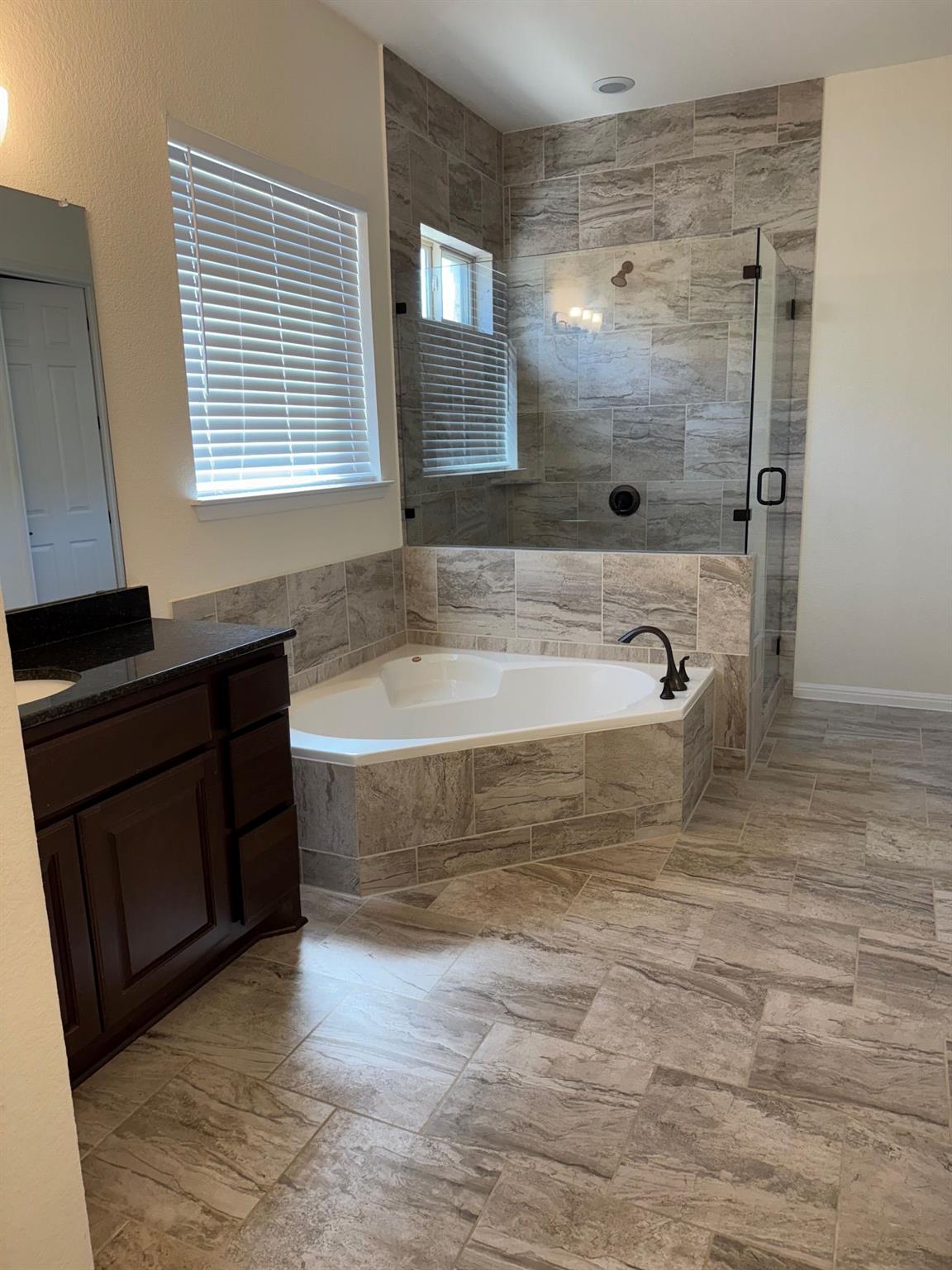 717 Kingston Pl, Cedar Park, TX 78613