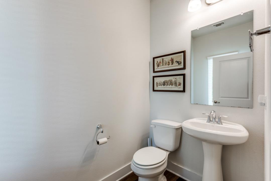 7909 Donnelley Dr, Austin, TX 78744