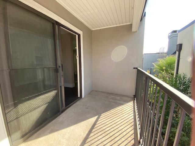 935 La Posada Dr # 218, Austin, TX 78752