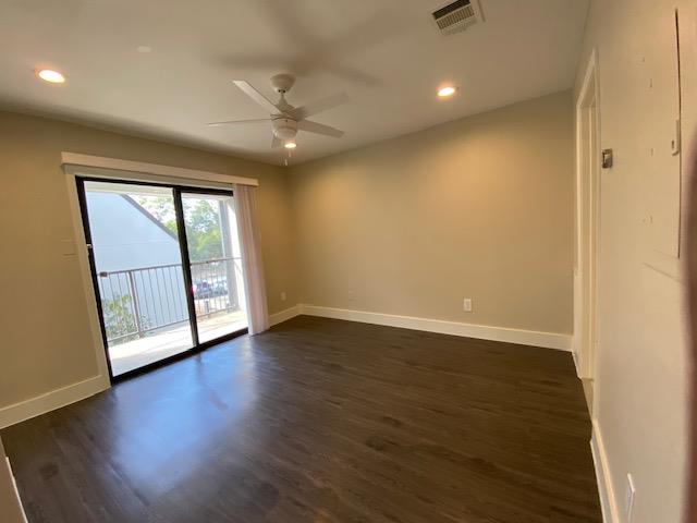 935 La Posada Dr # 218, Austin, TX 78752