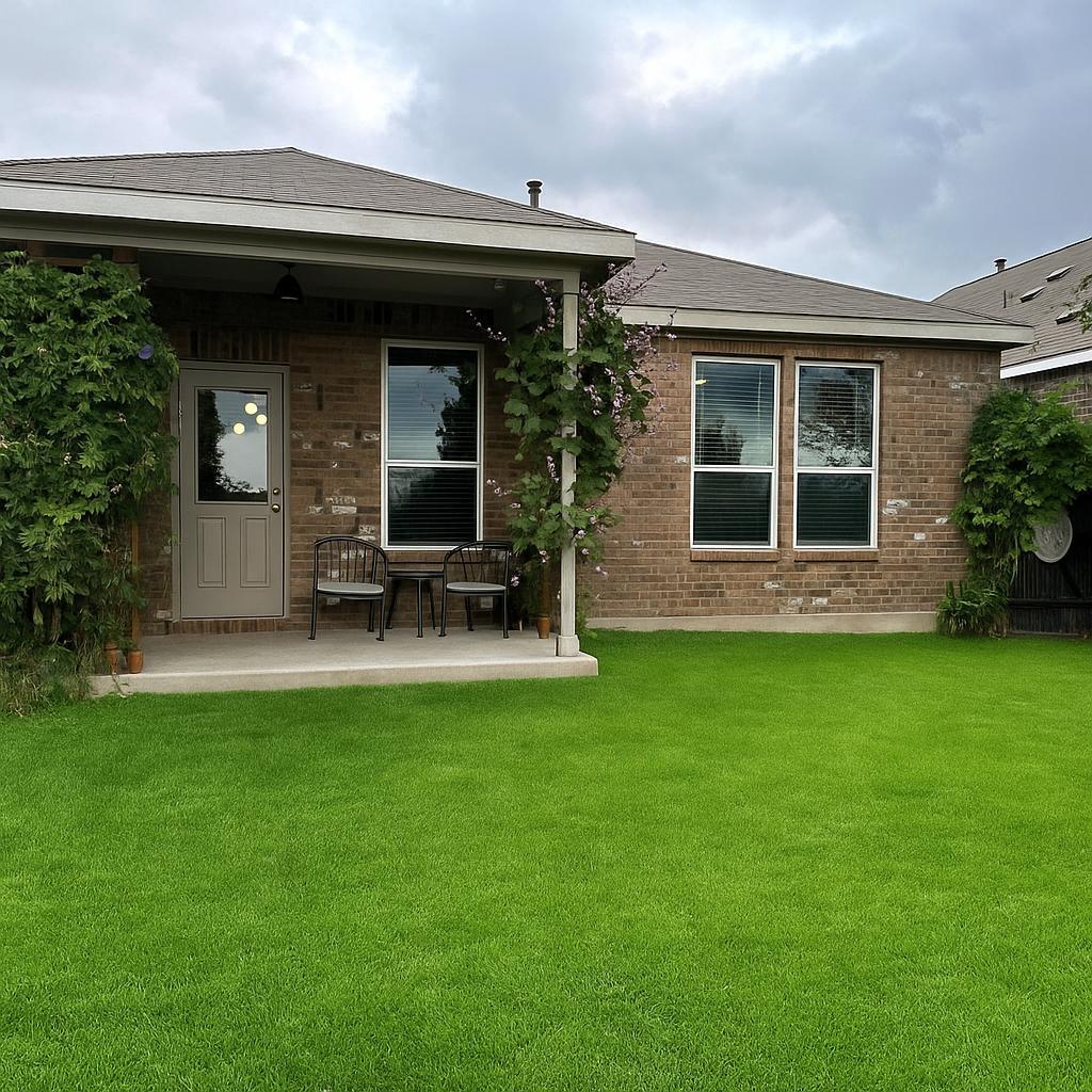 302 Eves Necklace Dr, Buda, TX 78610