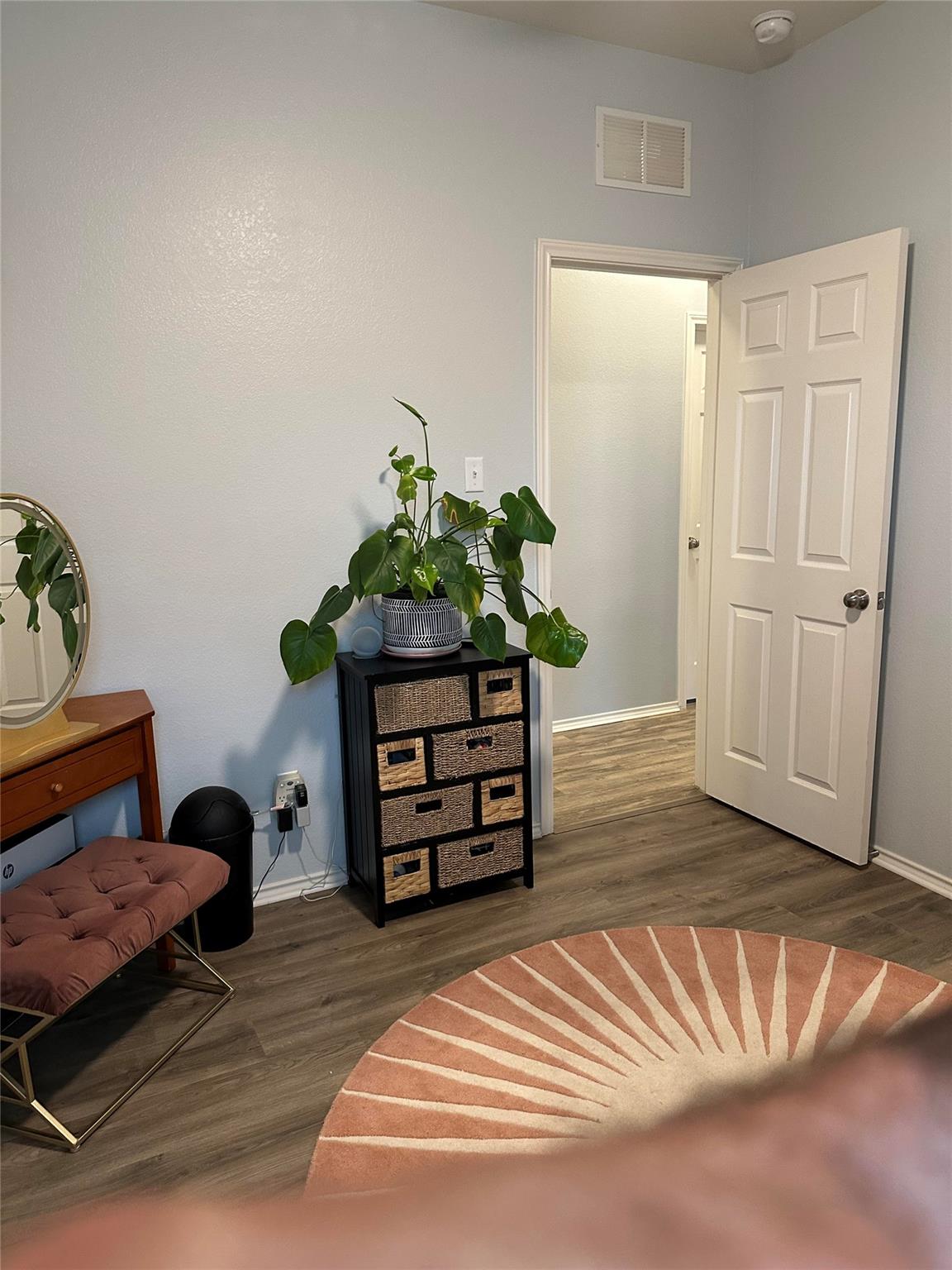 302 Eves Necklace Dr, Buda, TX 78610