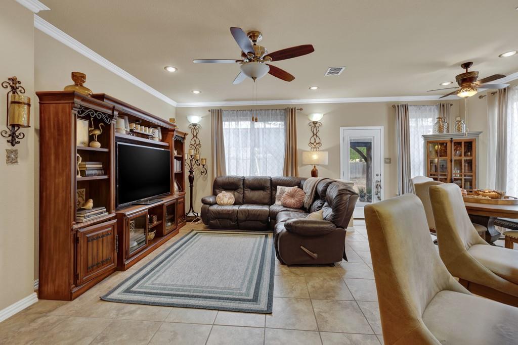 522 Pecos Cir, New Braunfels, TX 78130