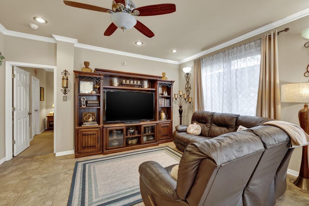 522 Pecos Cir, New Braunfels, TX 78130