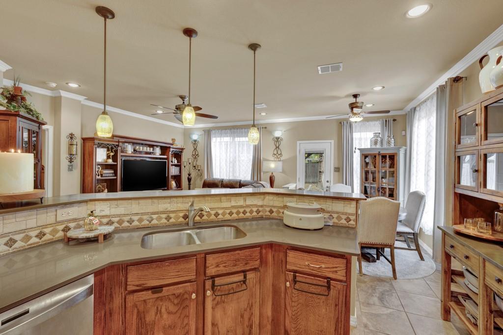 522 Pecos Cir, New Braunfels, TX 78130