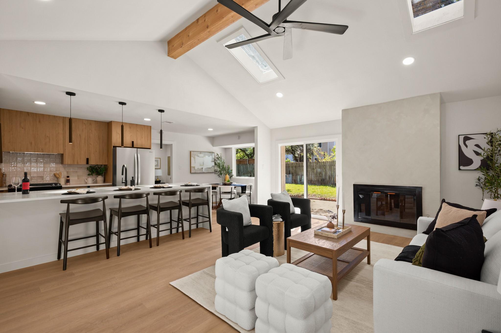 11713 Knollpark Dr, Austin, TX 78758