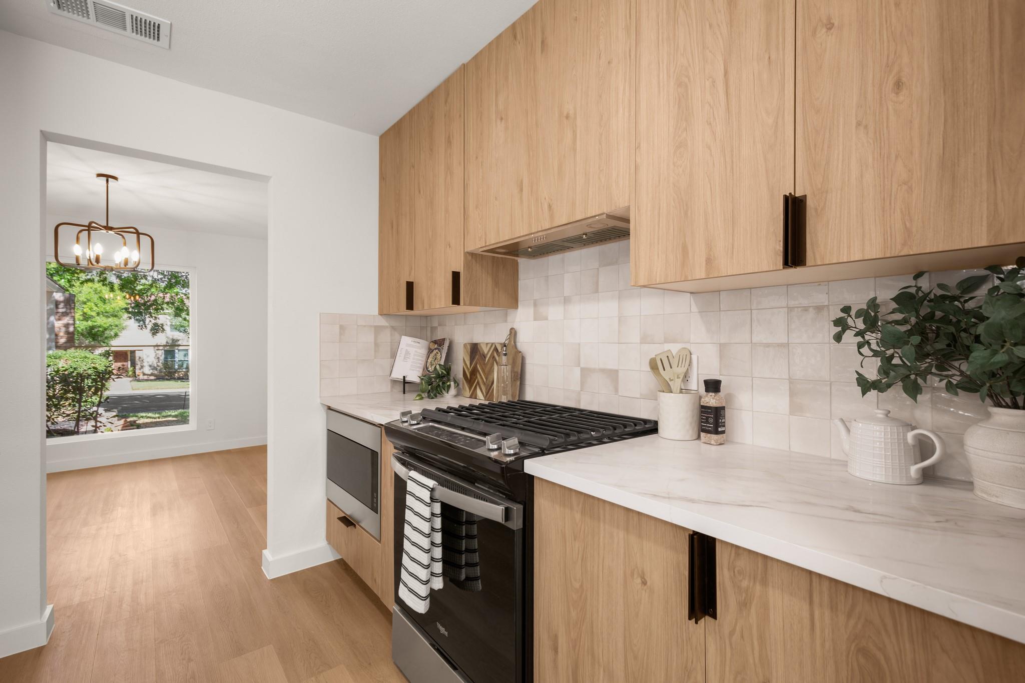 11713 Knollpark Dr, Austin, TX 78758