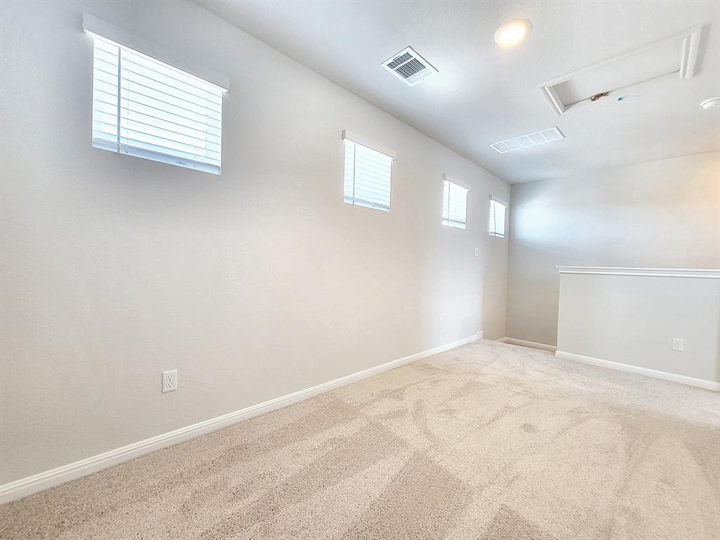 2412 Oscar Eli Pl, Round Rock, TX 78665