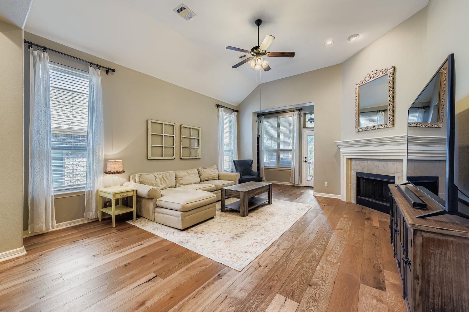 507 Catalina Ln, Austin, TX 78737