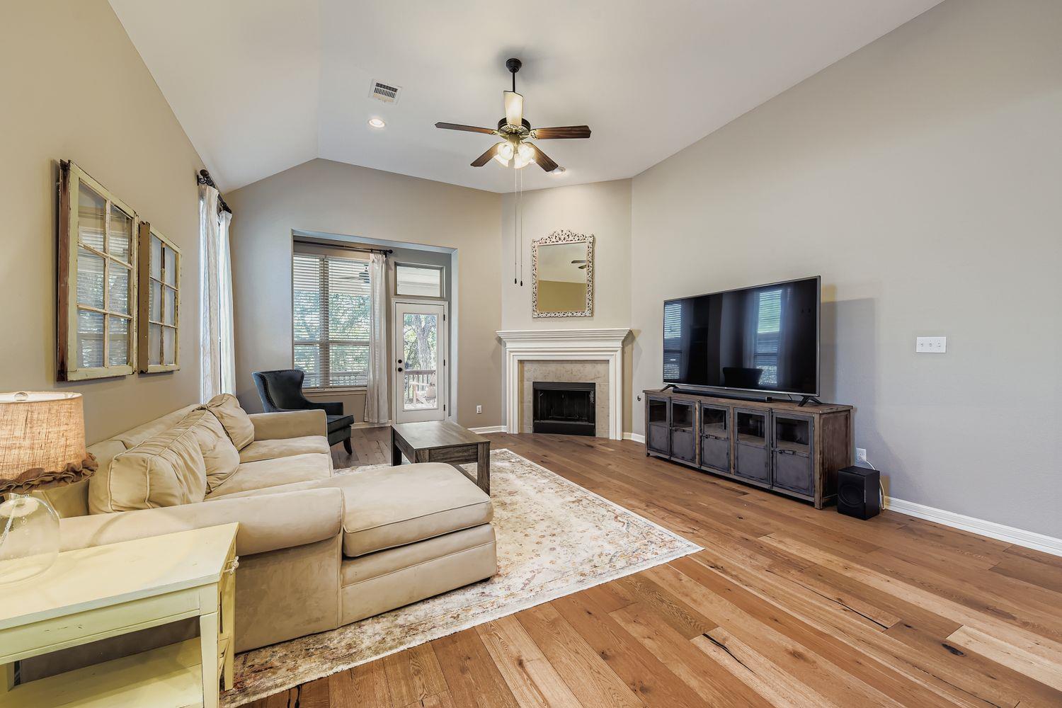 507 Catalina Ln, Austin, TX 78737