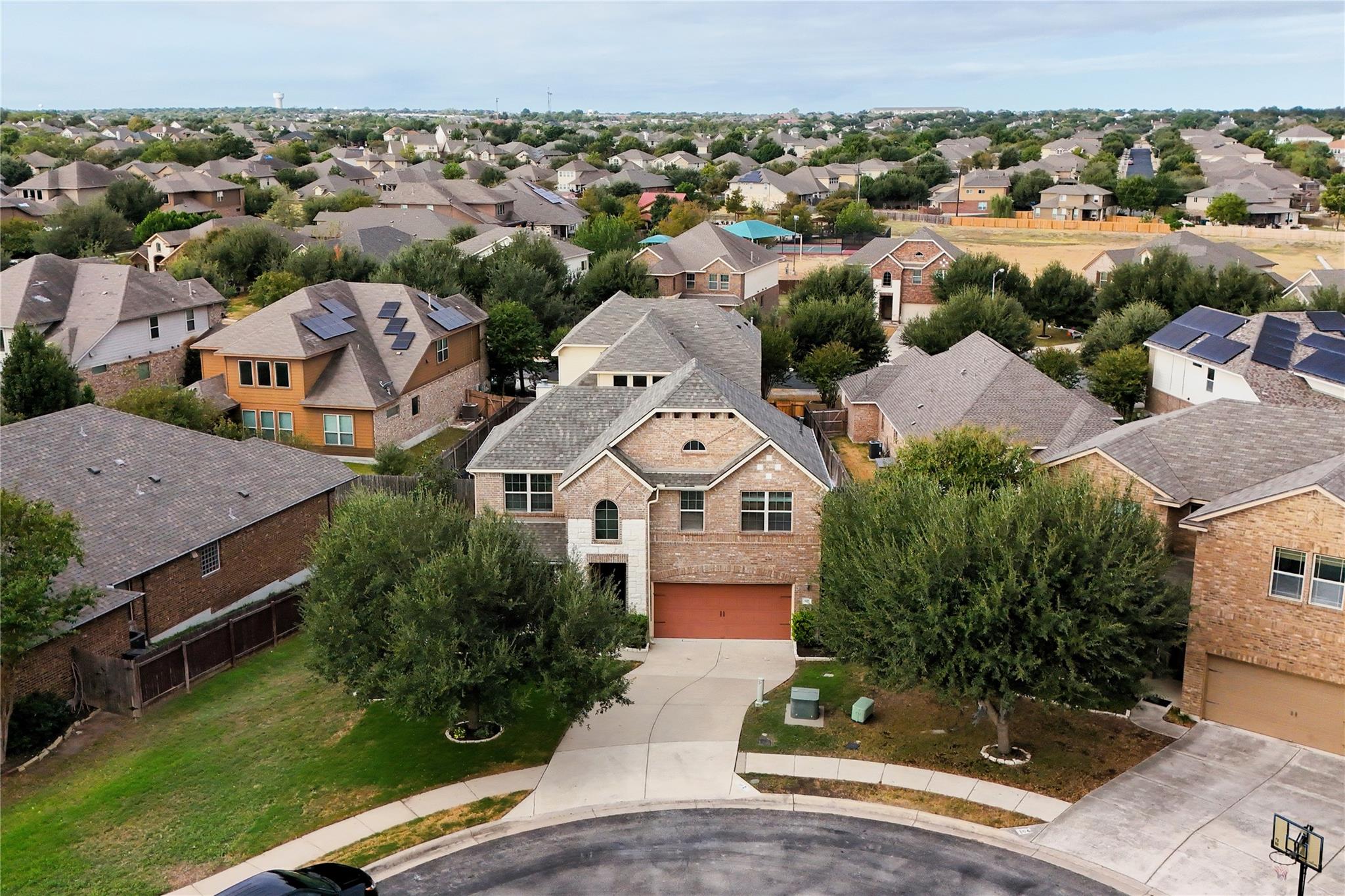 108 Phil Mickelson Ct, Round Rock, TX 78664